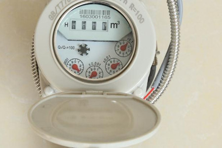如何知道IC卡預(yù)付費(fèi)水表電池沒電了？